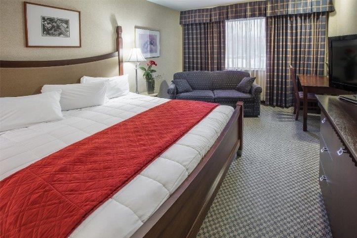 Hotel Ambassadeur Et Suites Quebec City Room photo